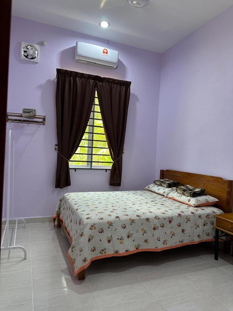 Homestay Haji Noor Tanah Merah  Exterior photo